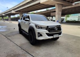 Toyota Hilux Revo ROCCO 2.4 E Double-Cab เกียร์ ธรรมดา ปี 2019 